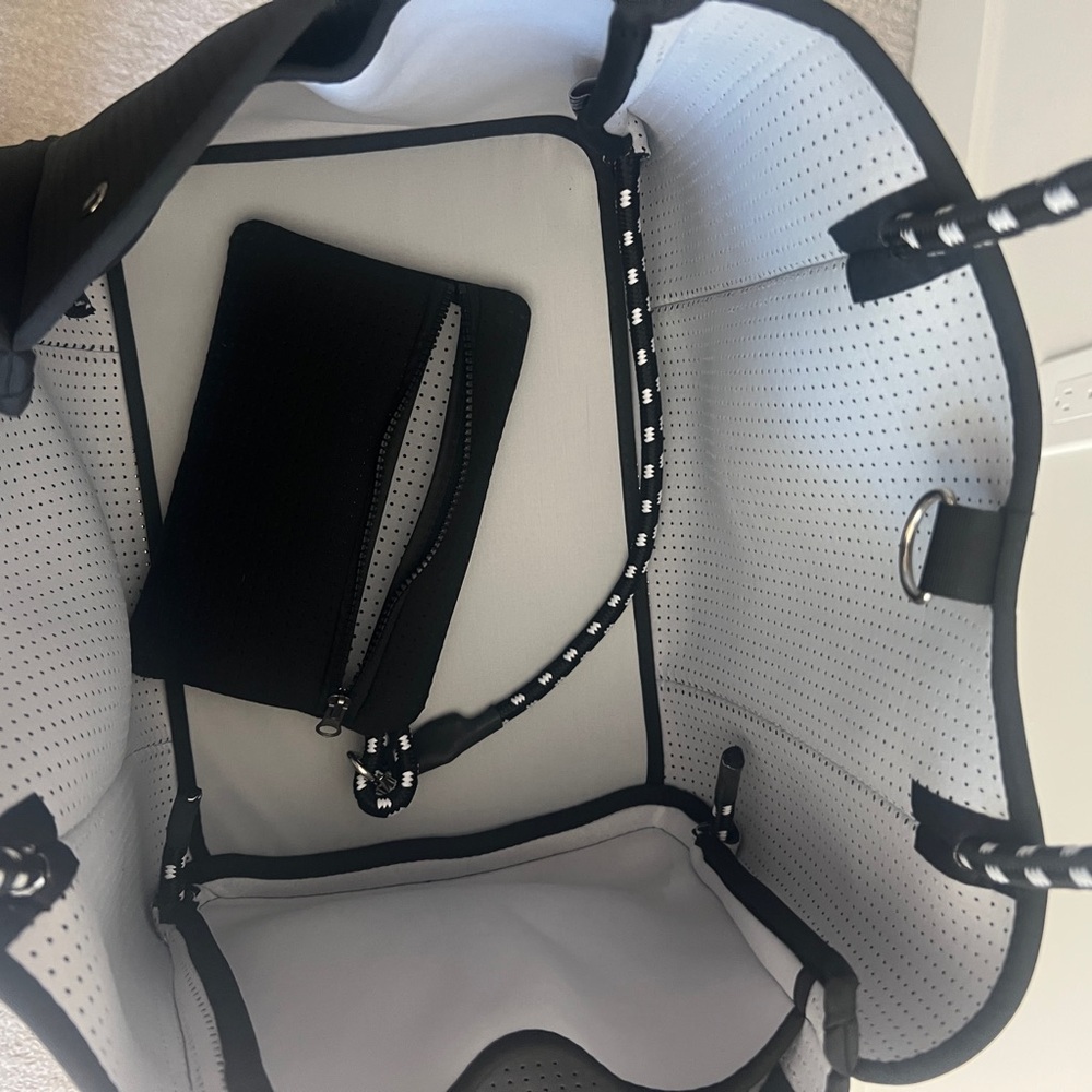 Popups Everyday Tote - Basic Black - image 3